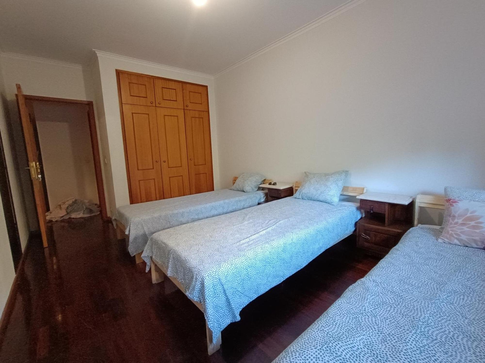 Camaratas De Camas Partilhadas Barcelos Bagian luar foto
