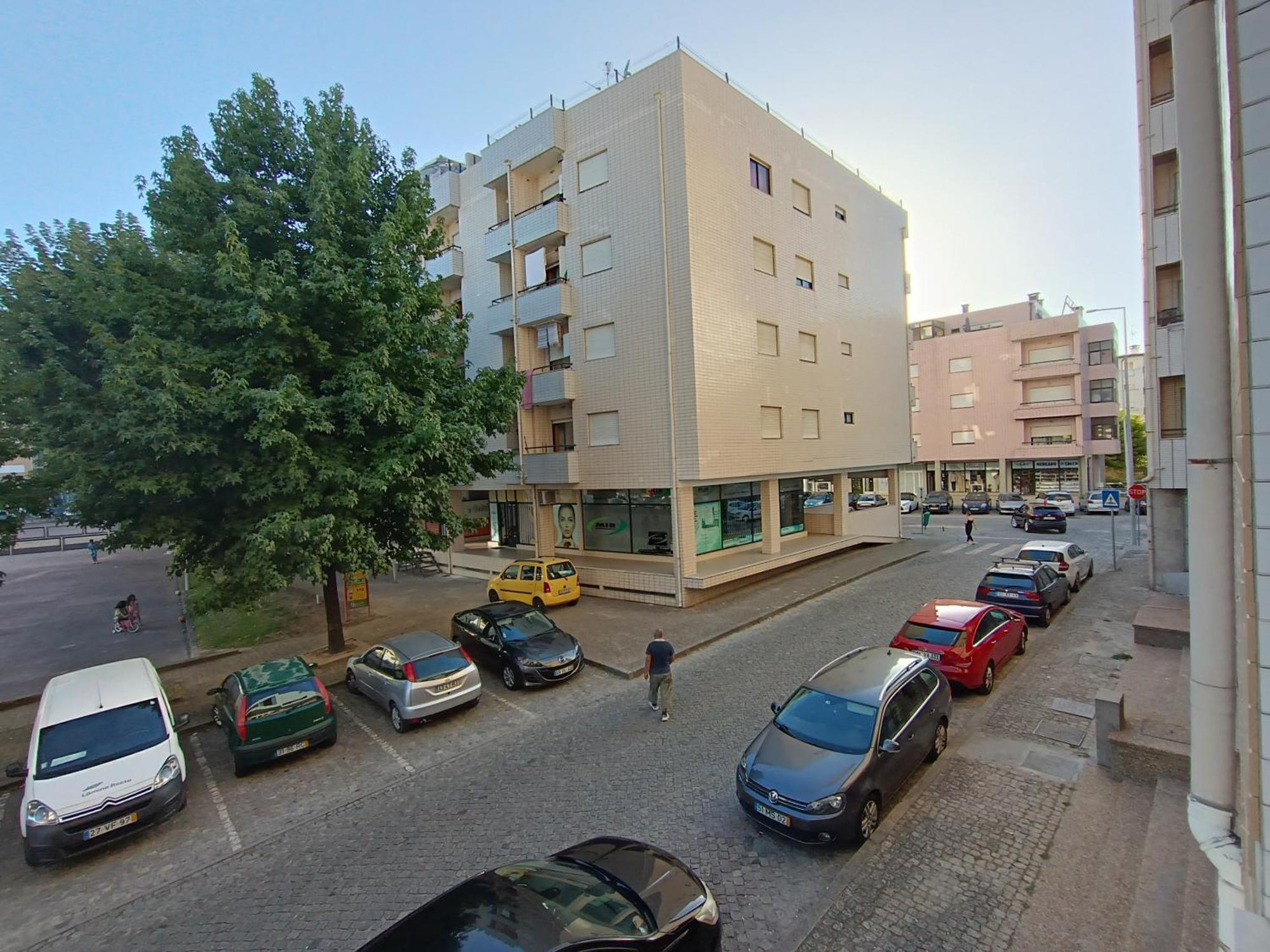 Camaratas De Camas Partilhadas Barcelos Bagian luar foto